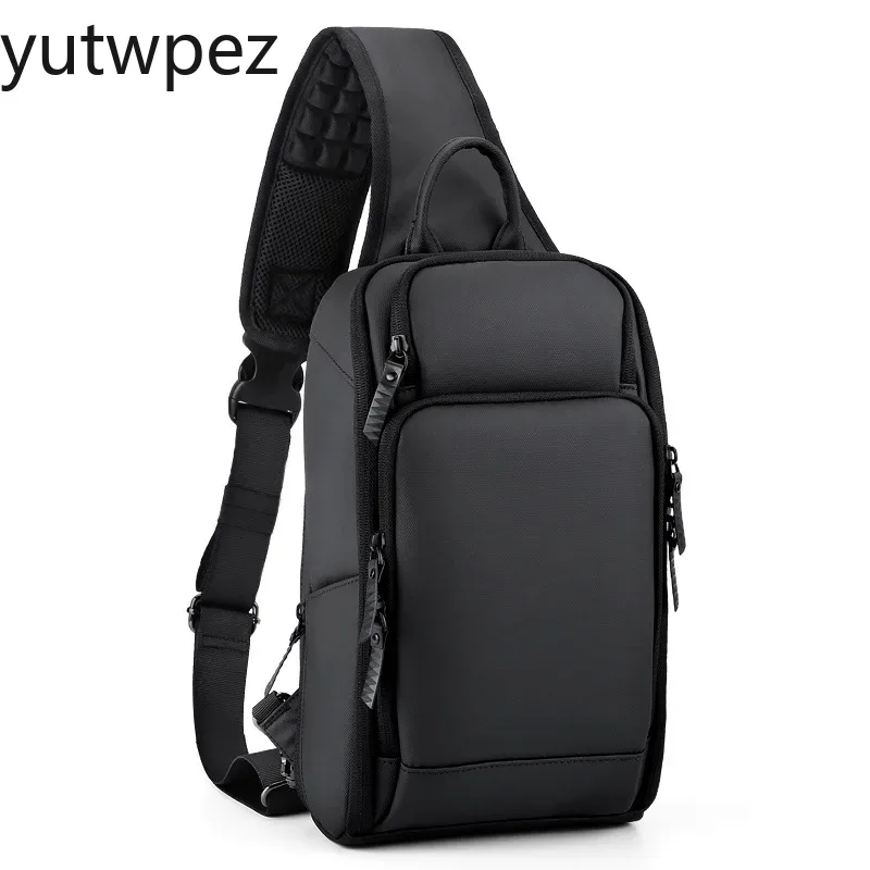 Zaino a tracolla sportivo da u - Hiking Backpack Waterproof recensione e prezzo