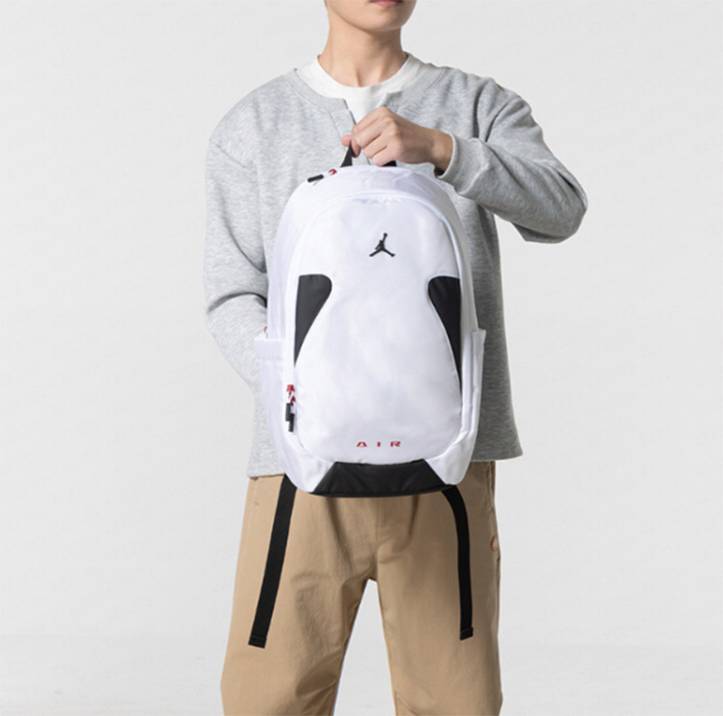 Zaino Sportivo Originale Nike  - Fashion Backpack Women recensione e prezzo